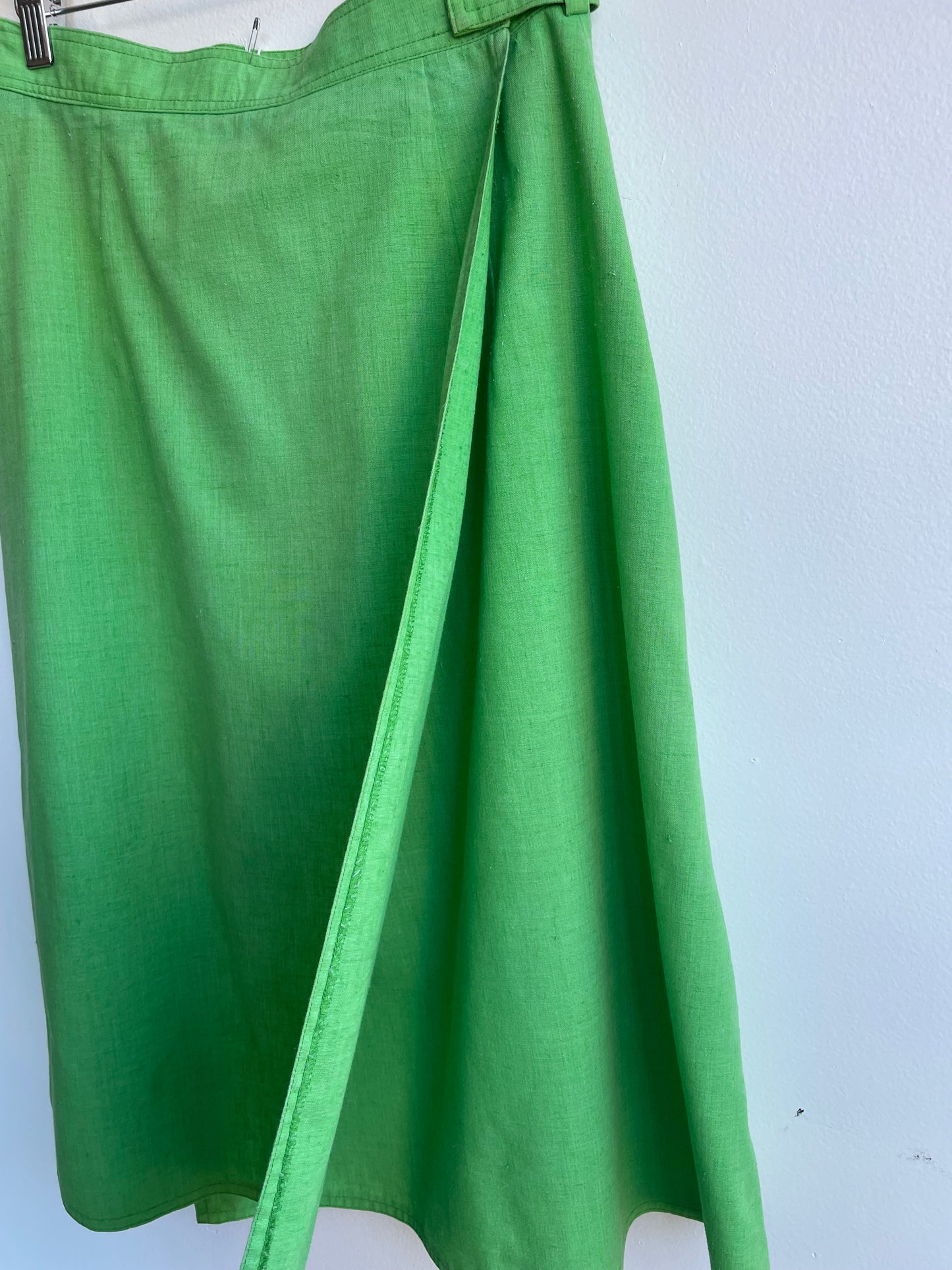 High-Waisted Green Midi-Wrap Skirt SS1