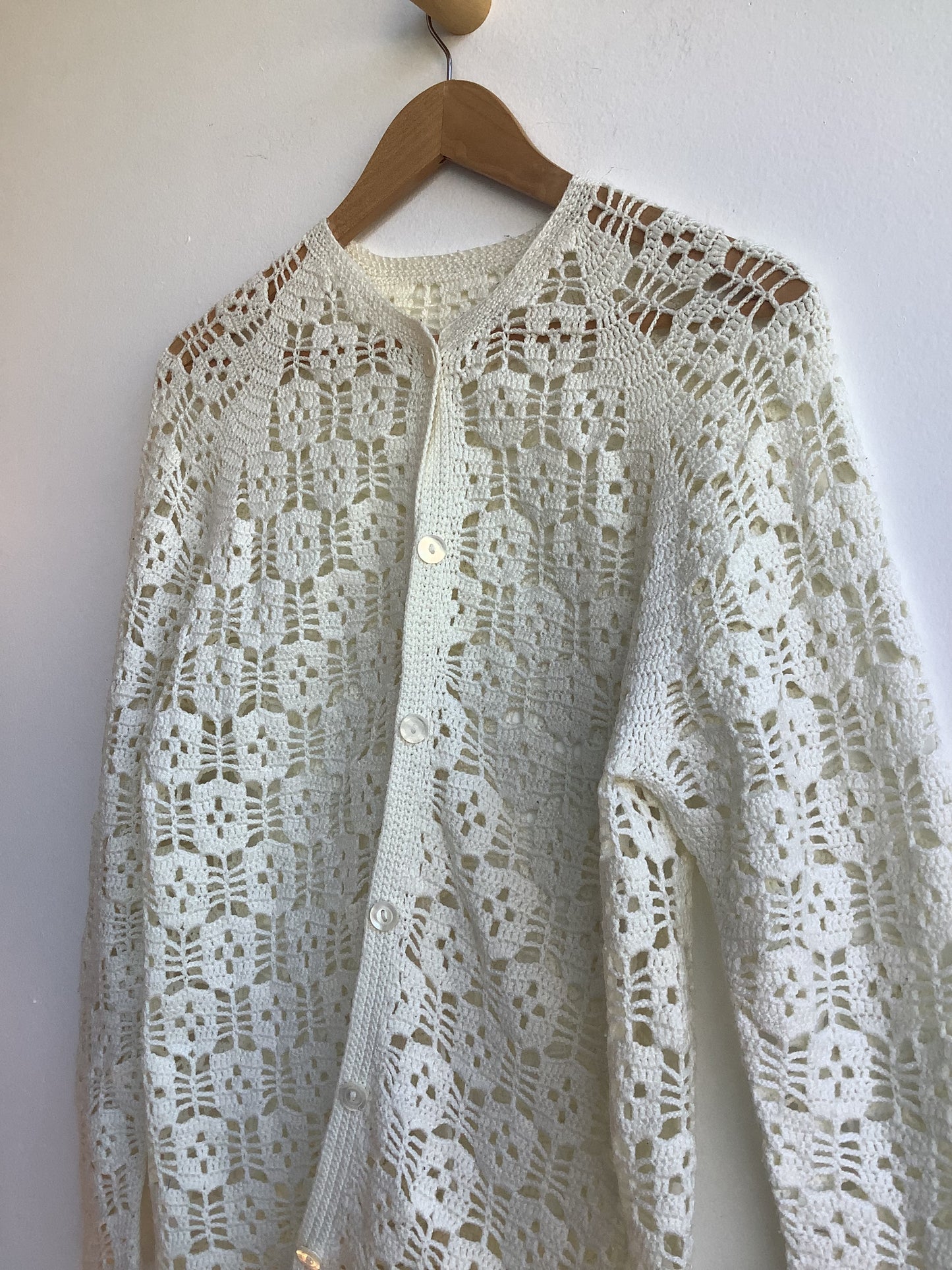 White crocheted cardigan SS1-2