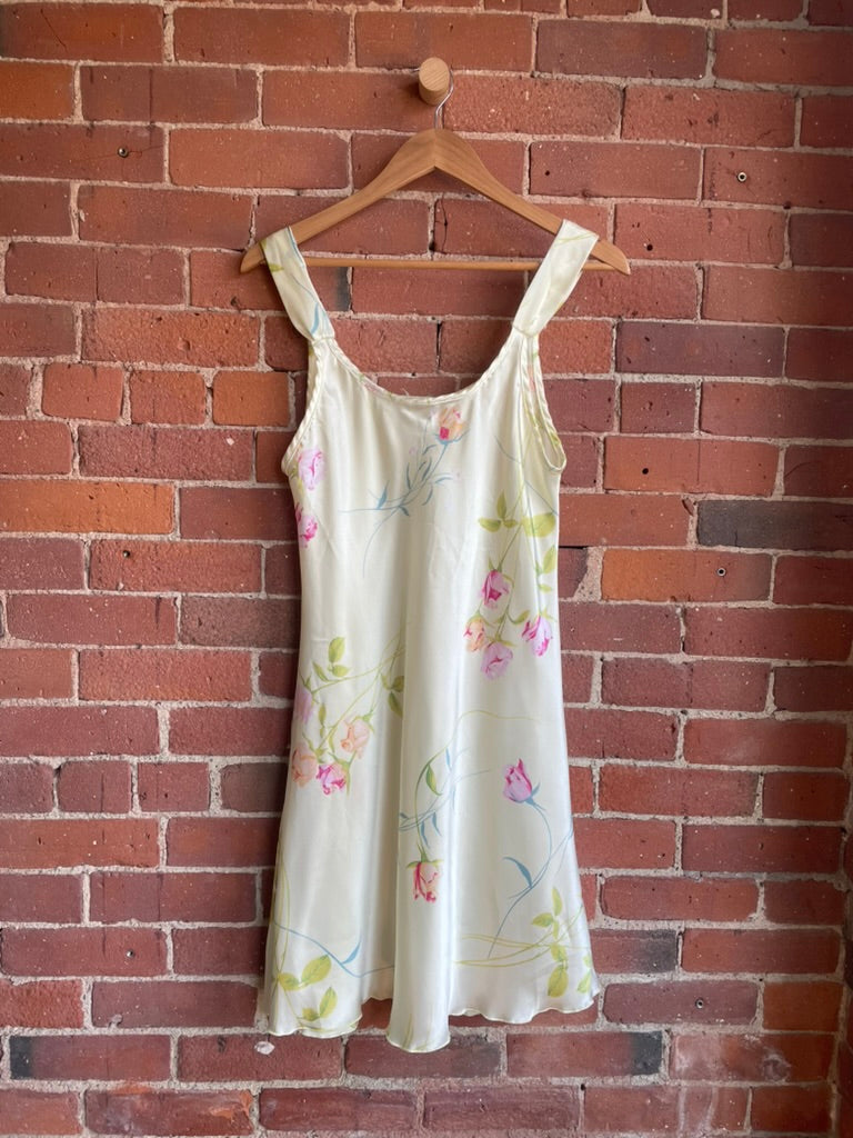 Vintage Floral Nightie SS1-2