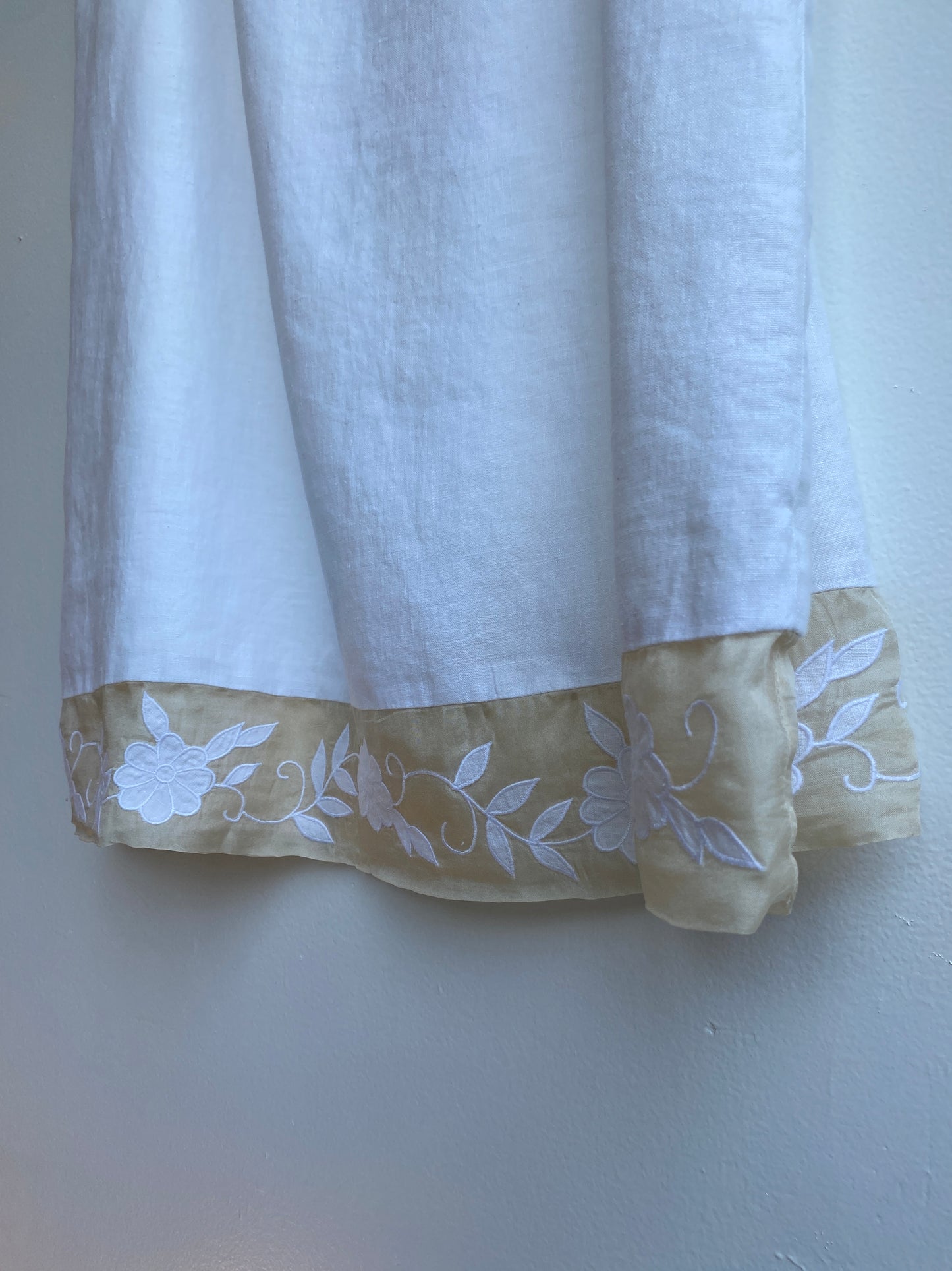 Floral detailed linen skirt SS3