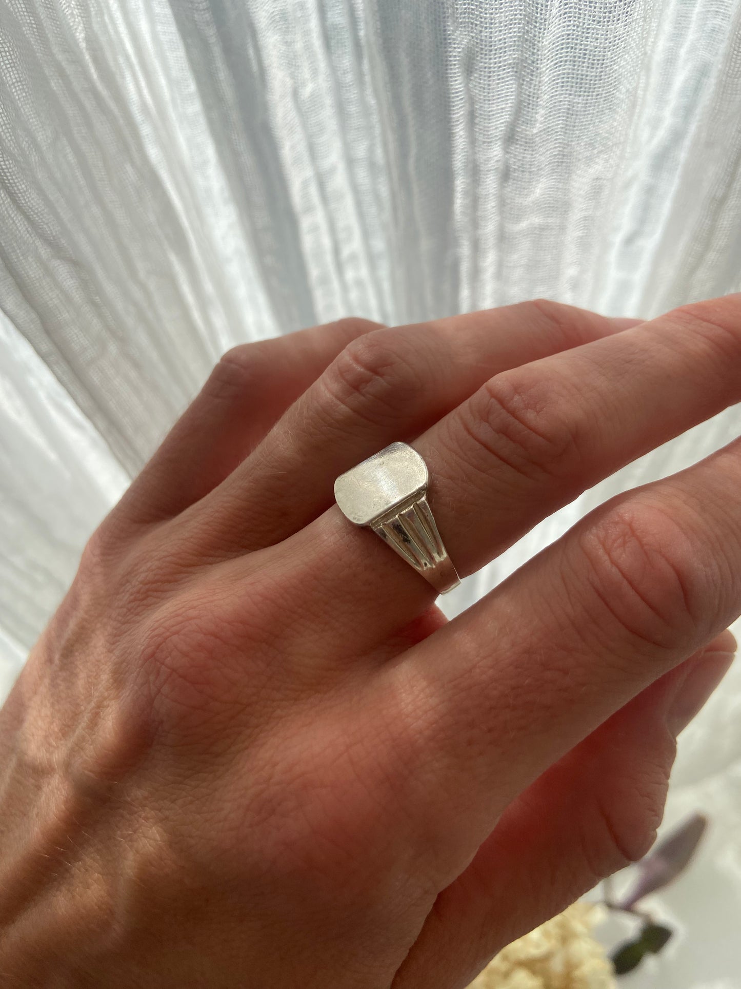 Sterling silver signet ring SS 8
