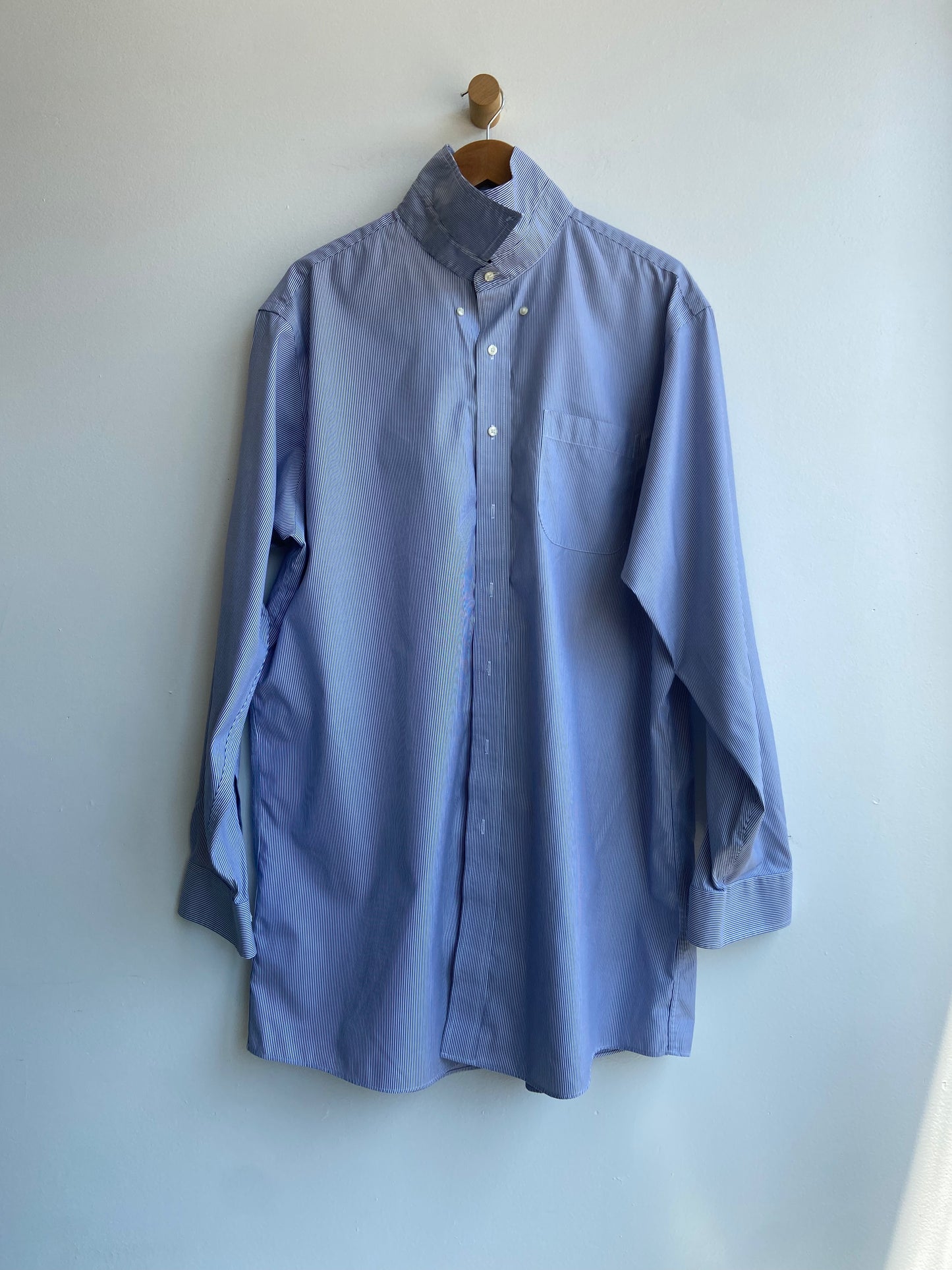 Blue and white pinstripe button-up SS 3