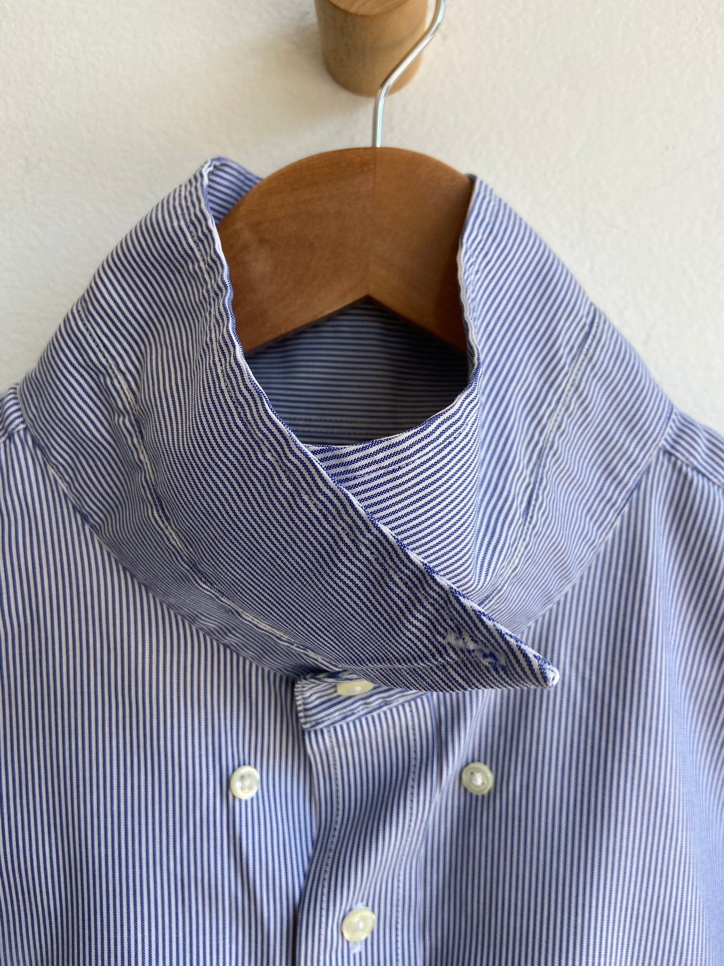 Blue and white pinstripe button-up SS 3