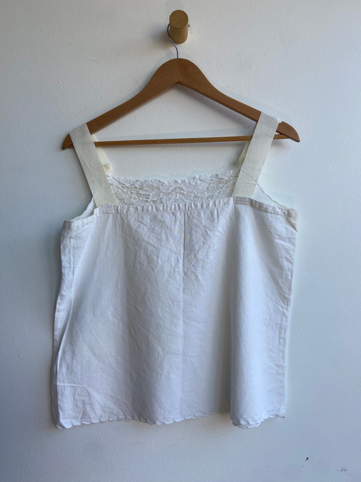 White linen tank with ribbon straps SS 1-2