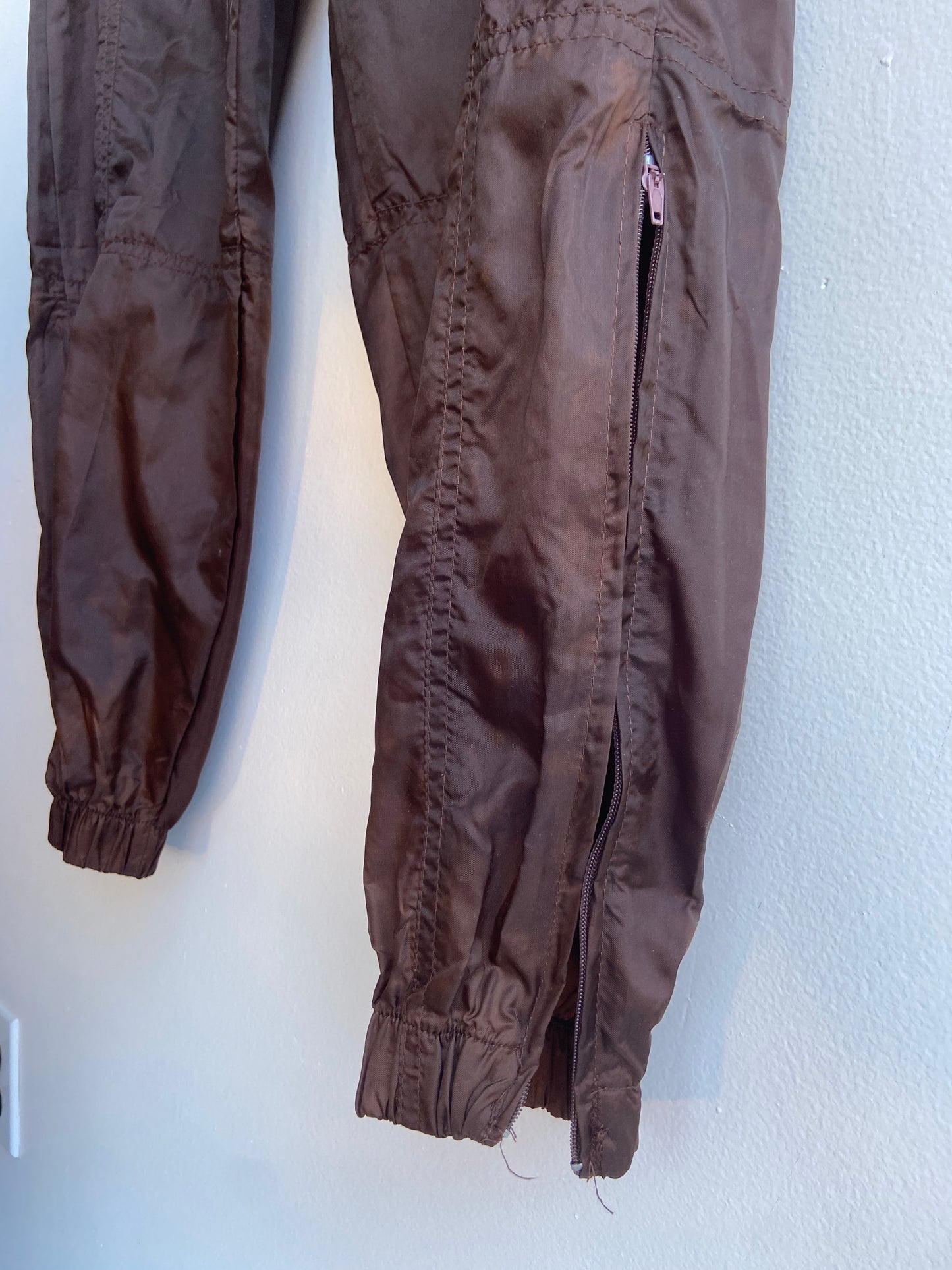 Brown wind pants SS 1-2