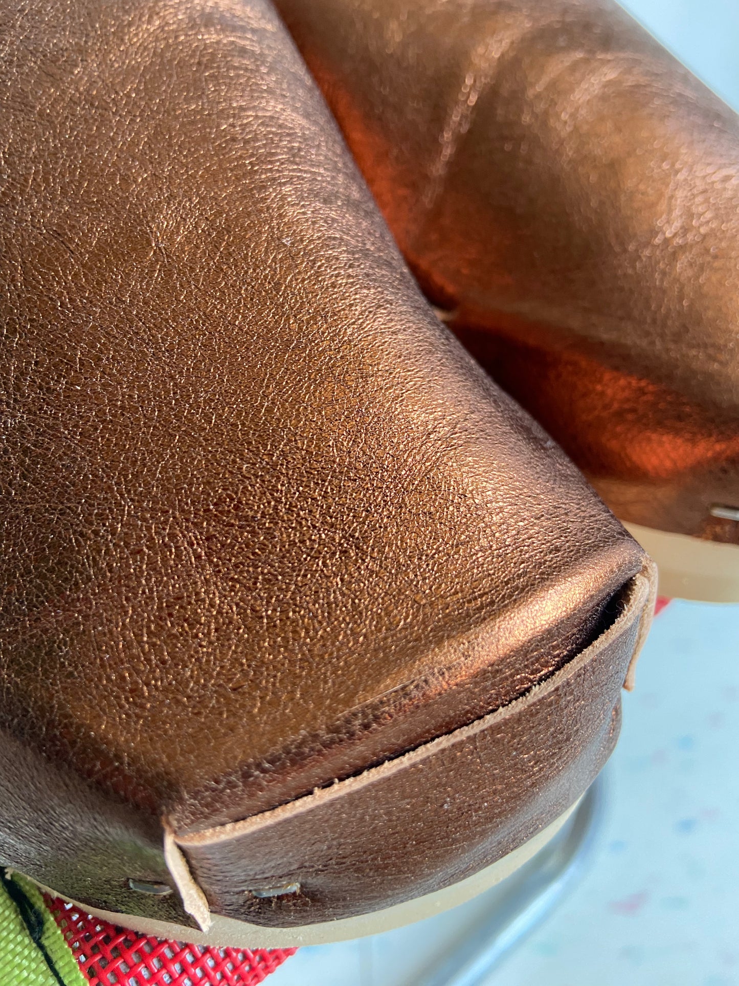 rosa mosa clog bronze metallic