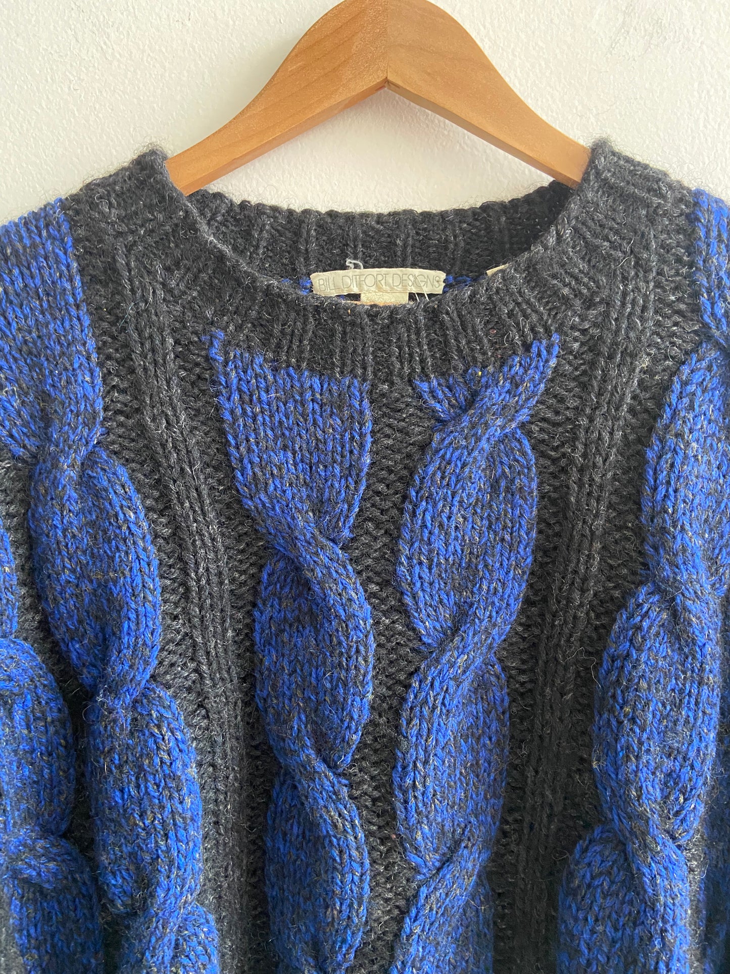 Cable knit blue and black wool sweater SS 1-3