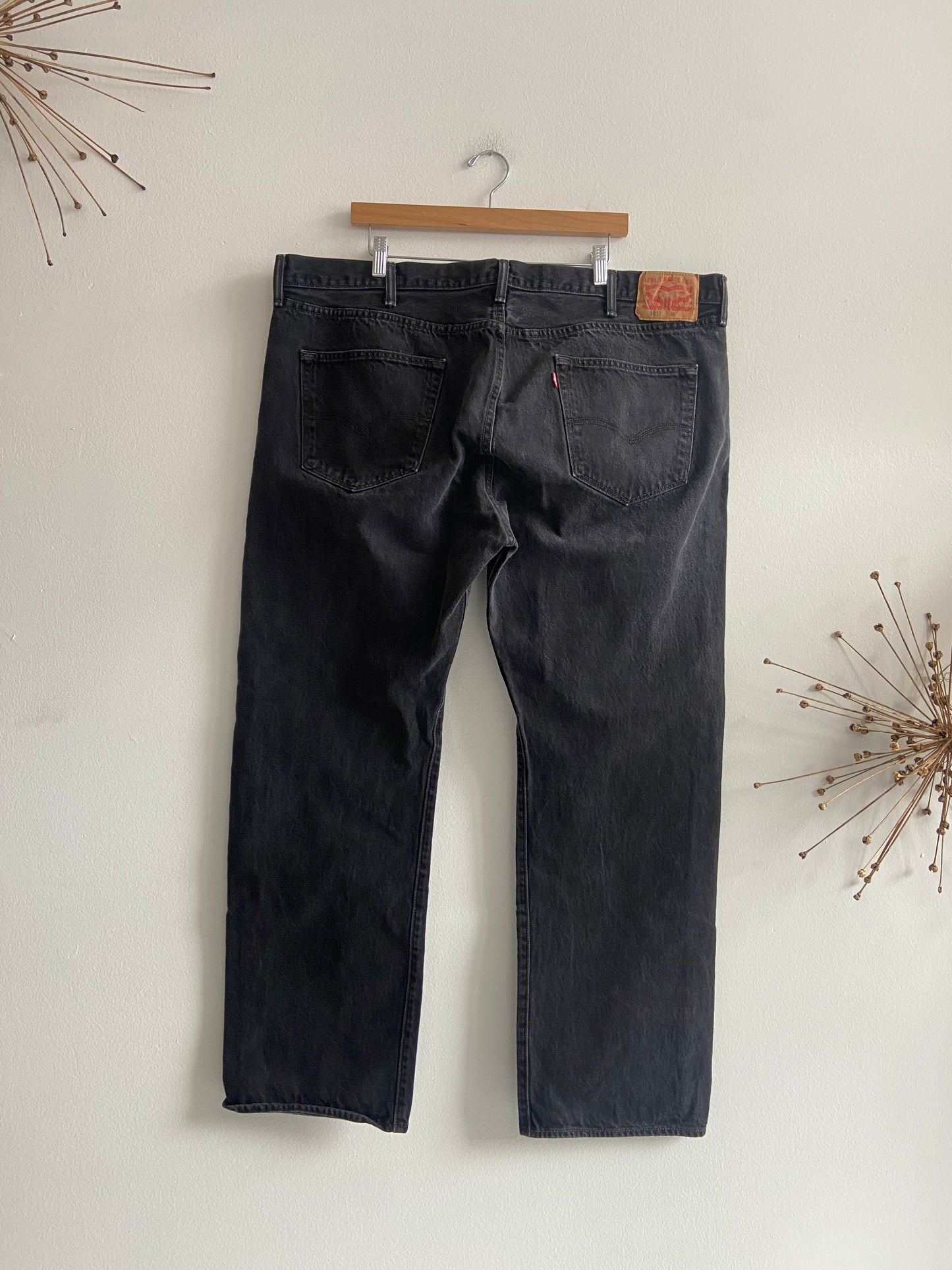 Black Levi's 501 SS 3