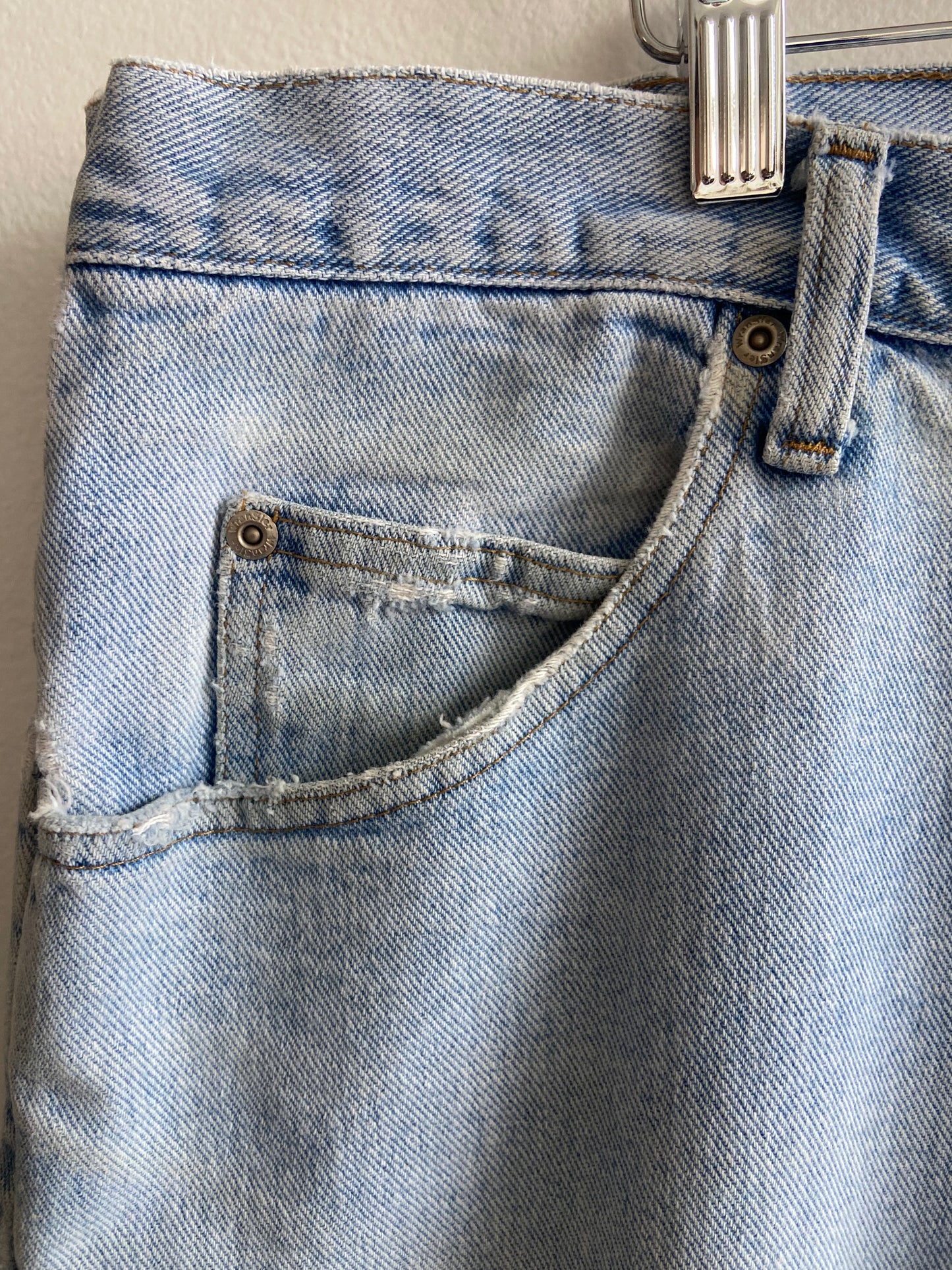 Wrangler light wash denim SS 3