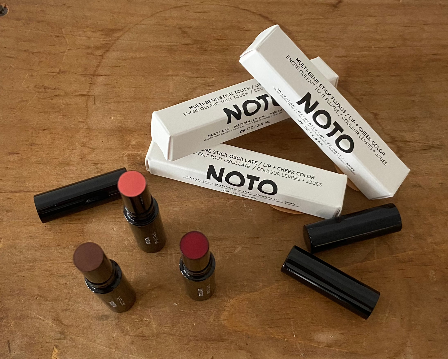 Noto Multi-Bene stick