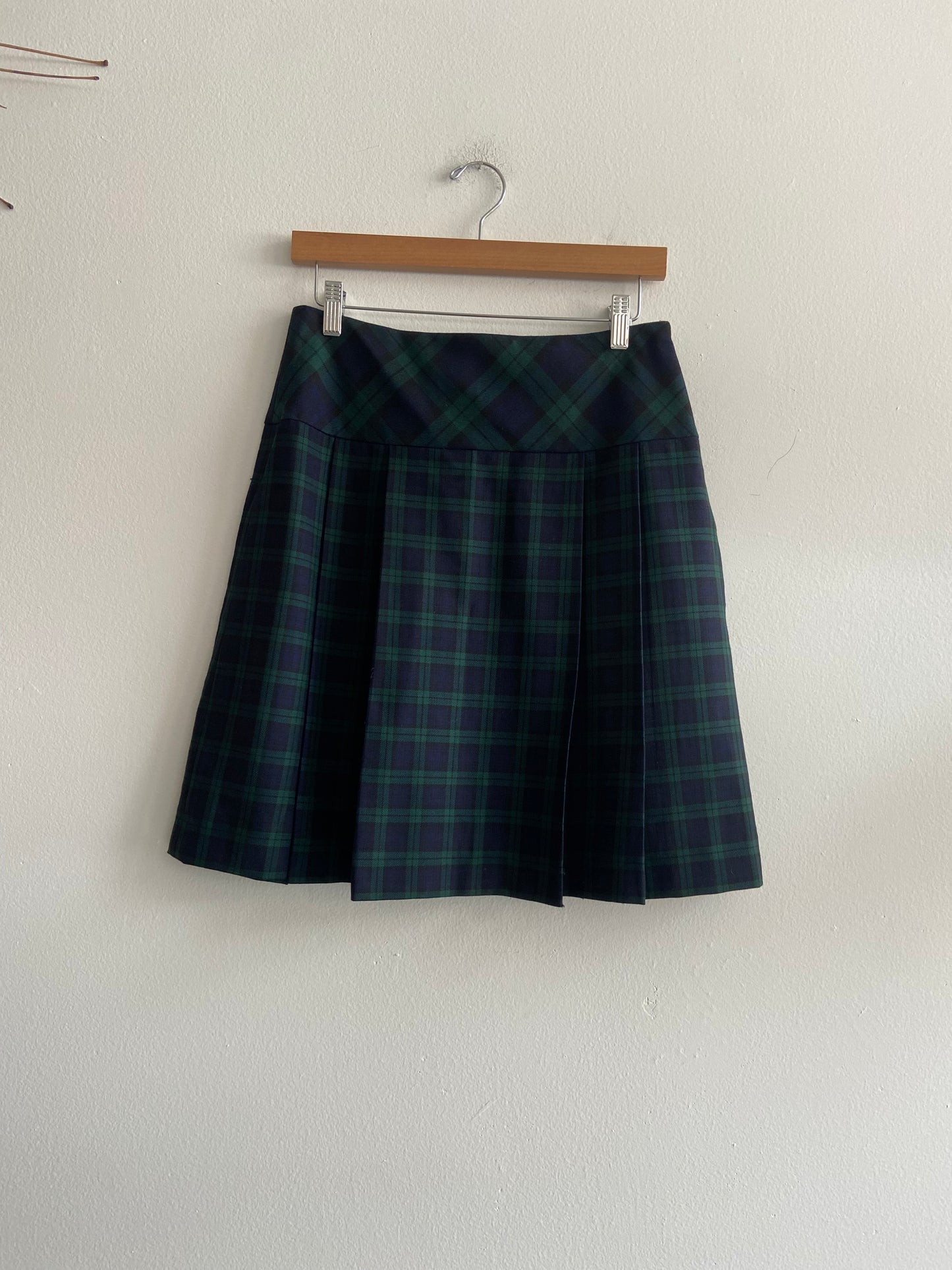 Brooks Brothers linen and wool navy and green mini kilt SS 2