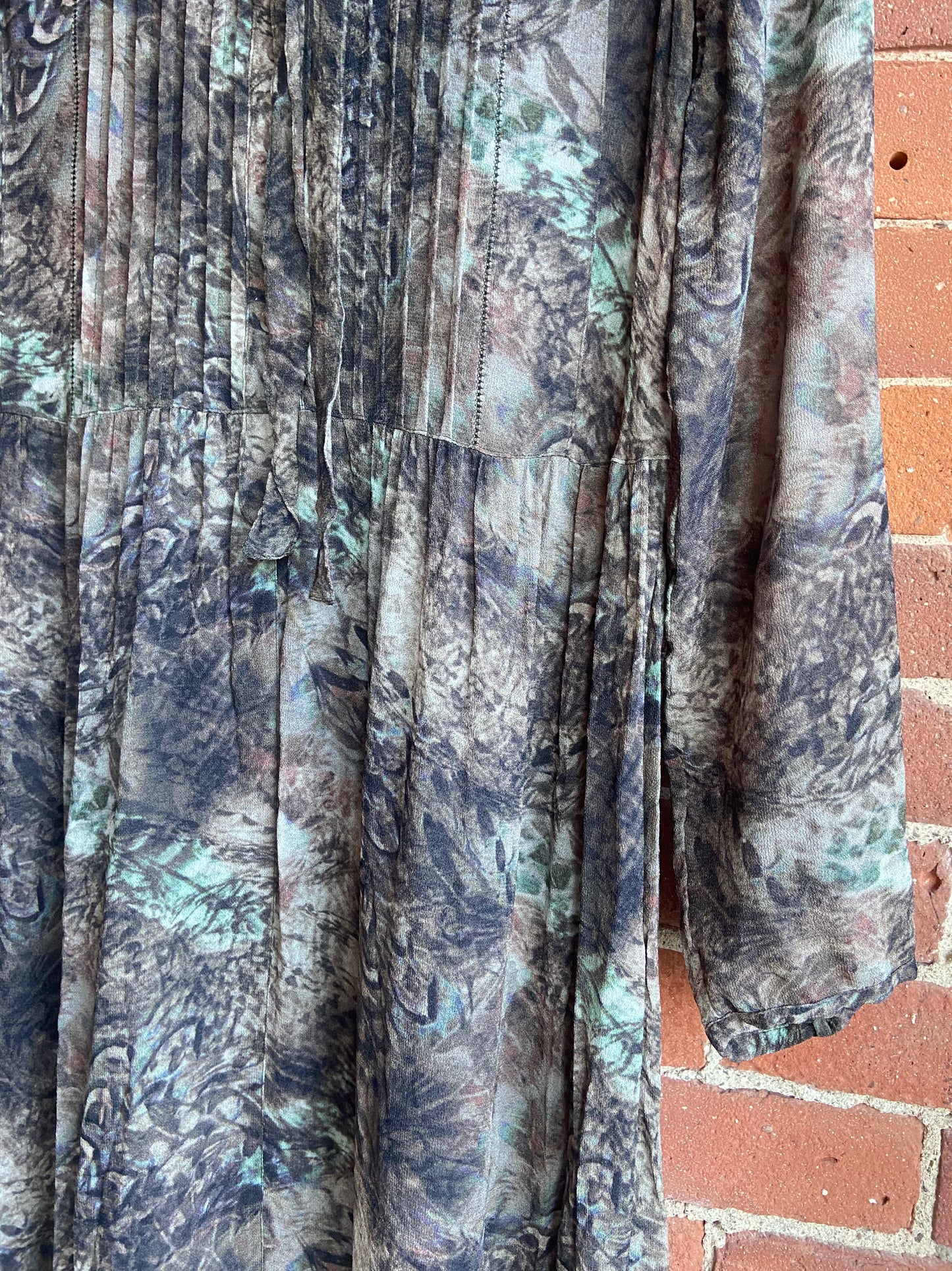 Long-sleeve sheer wrap dress with buttons SS1
