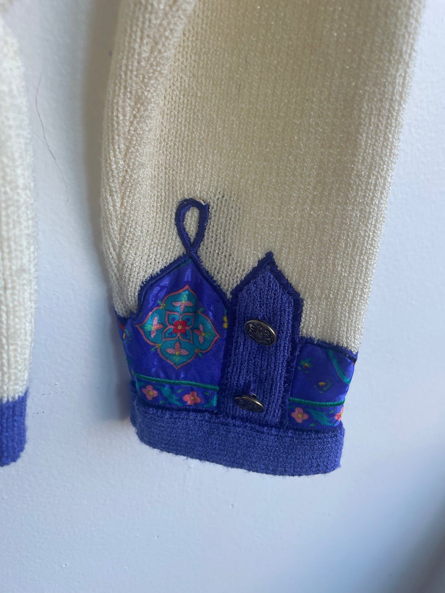 Jaymee Papell Sweater SS1