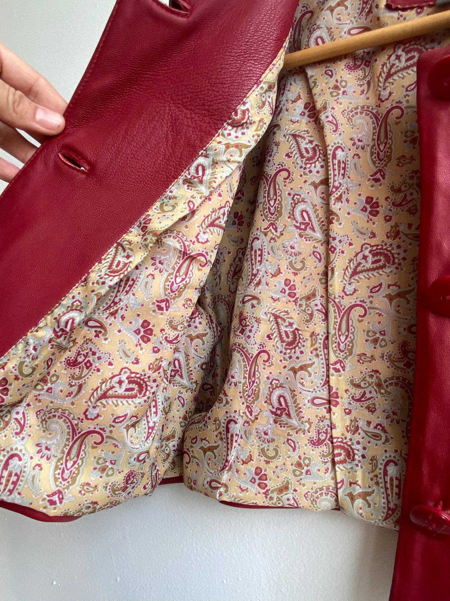 Cropped red leather short-sleeve jacket SS 1