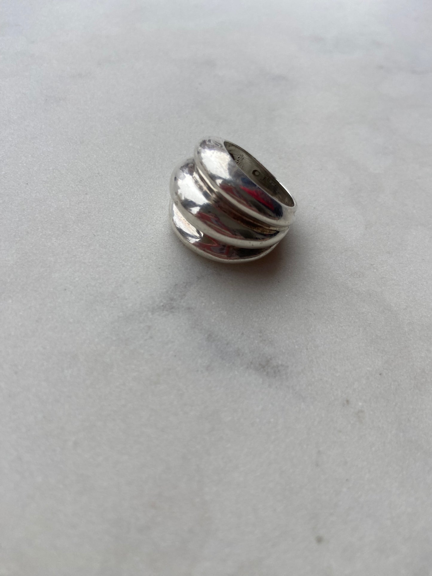 Silver bubble ring size 4.5