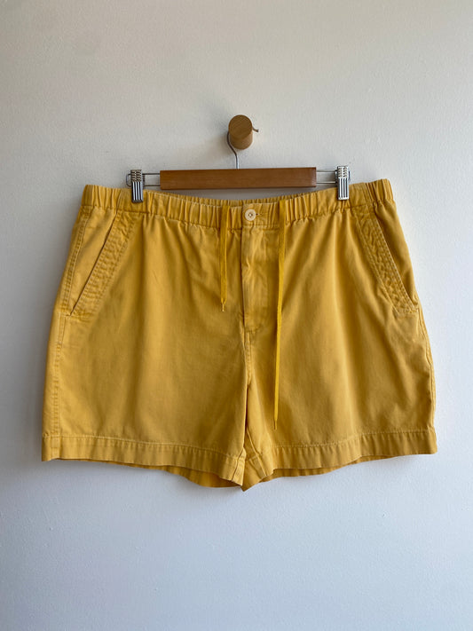 Yellow stretch waist shorts SS3