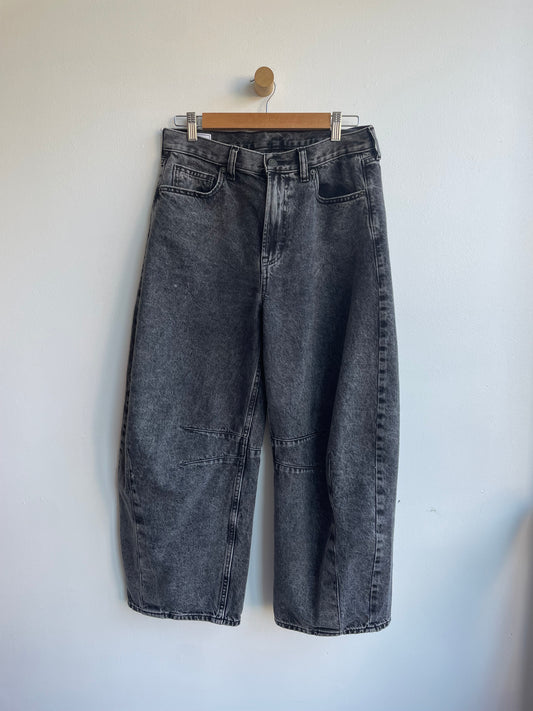 Barrel Jeans