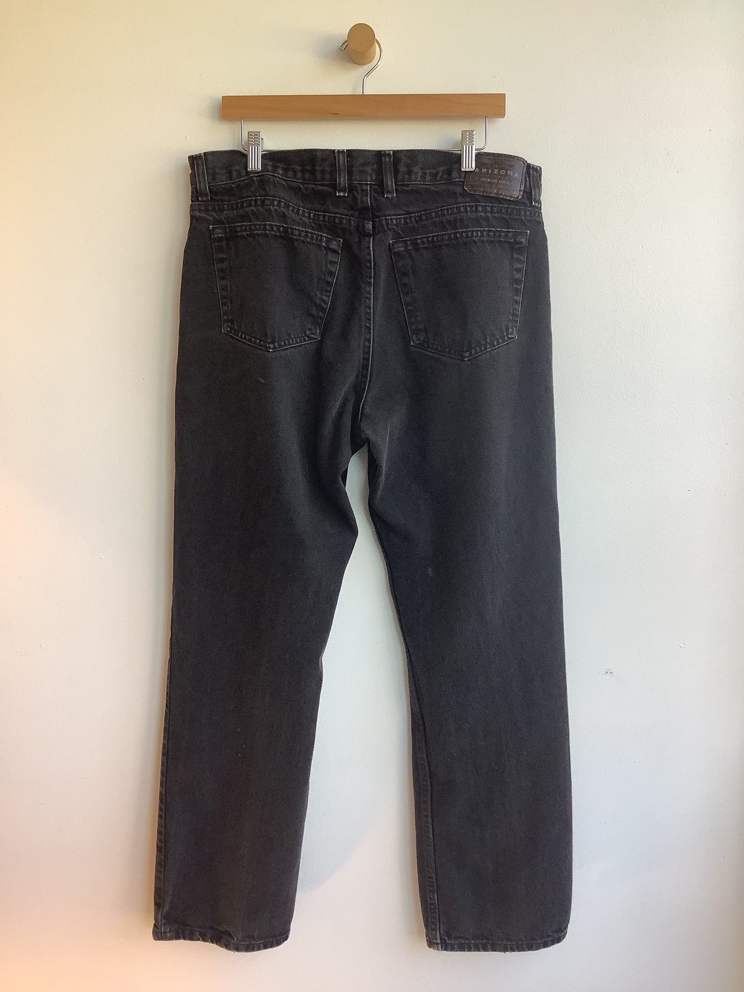 Black Arizona jeans SS2-3