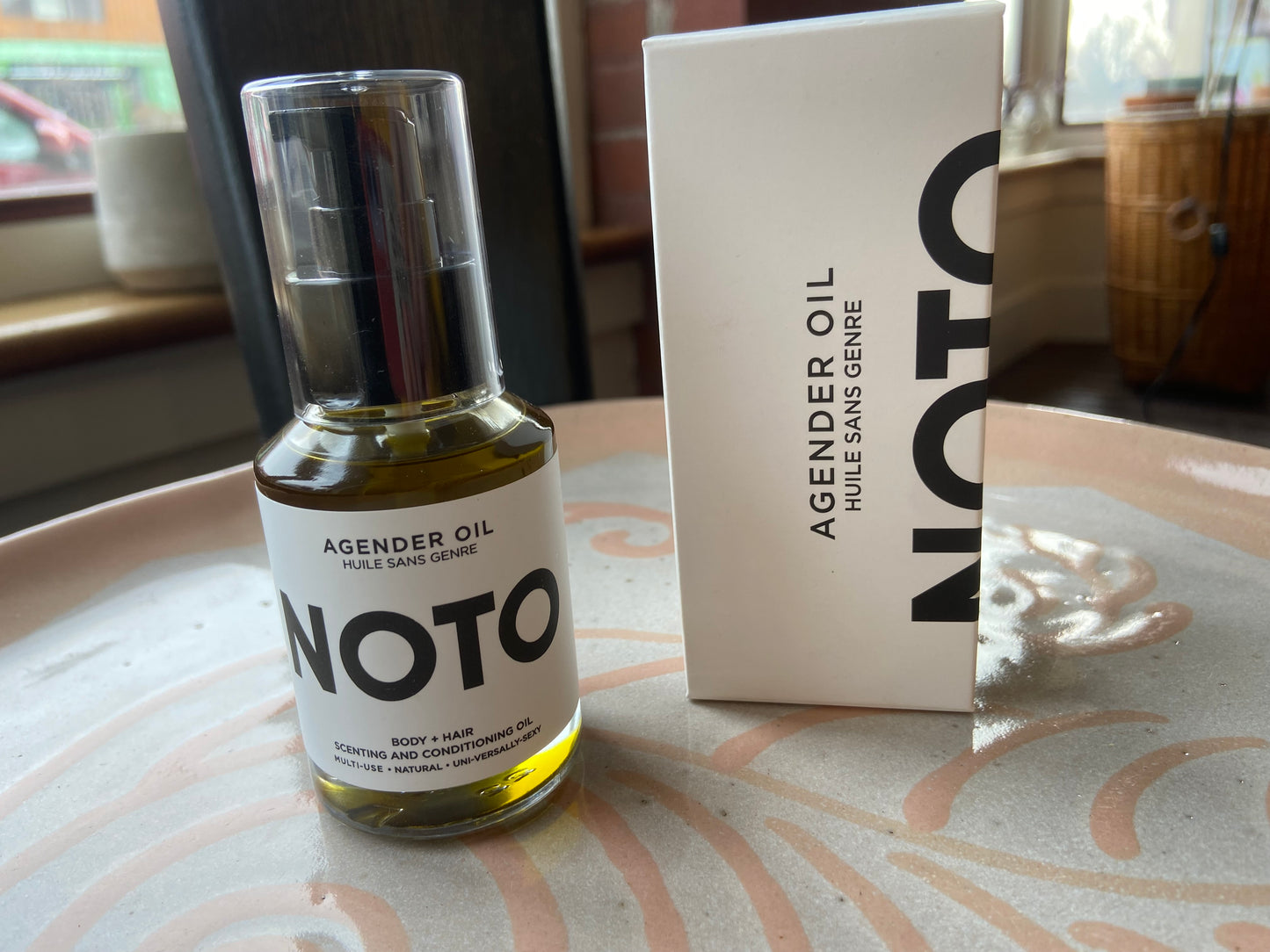 Noto Agender Oil