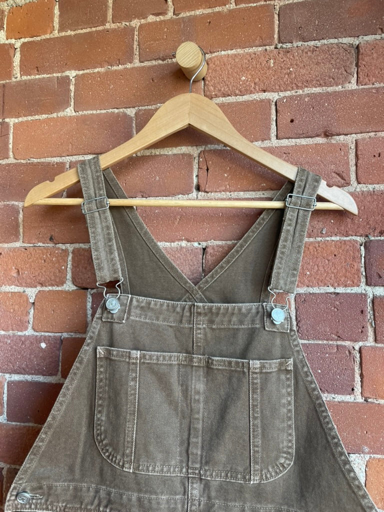 Lisa Says Gah Overalls SS2-3