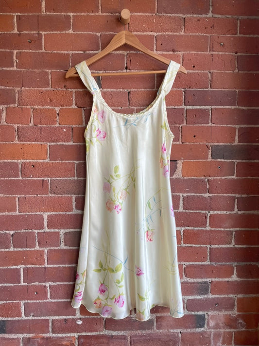 Vintage Floral Nightie SS1-2