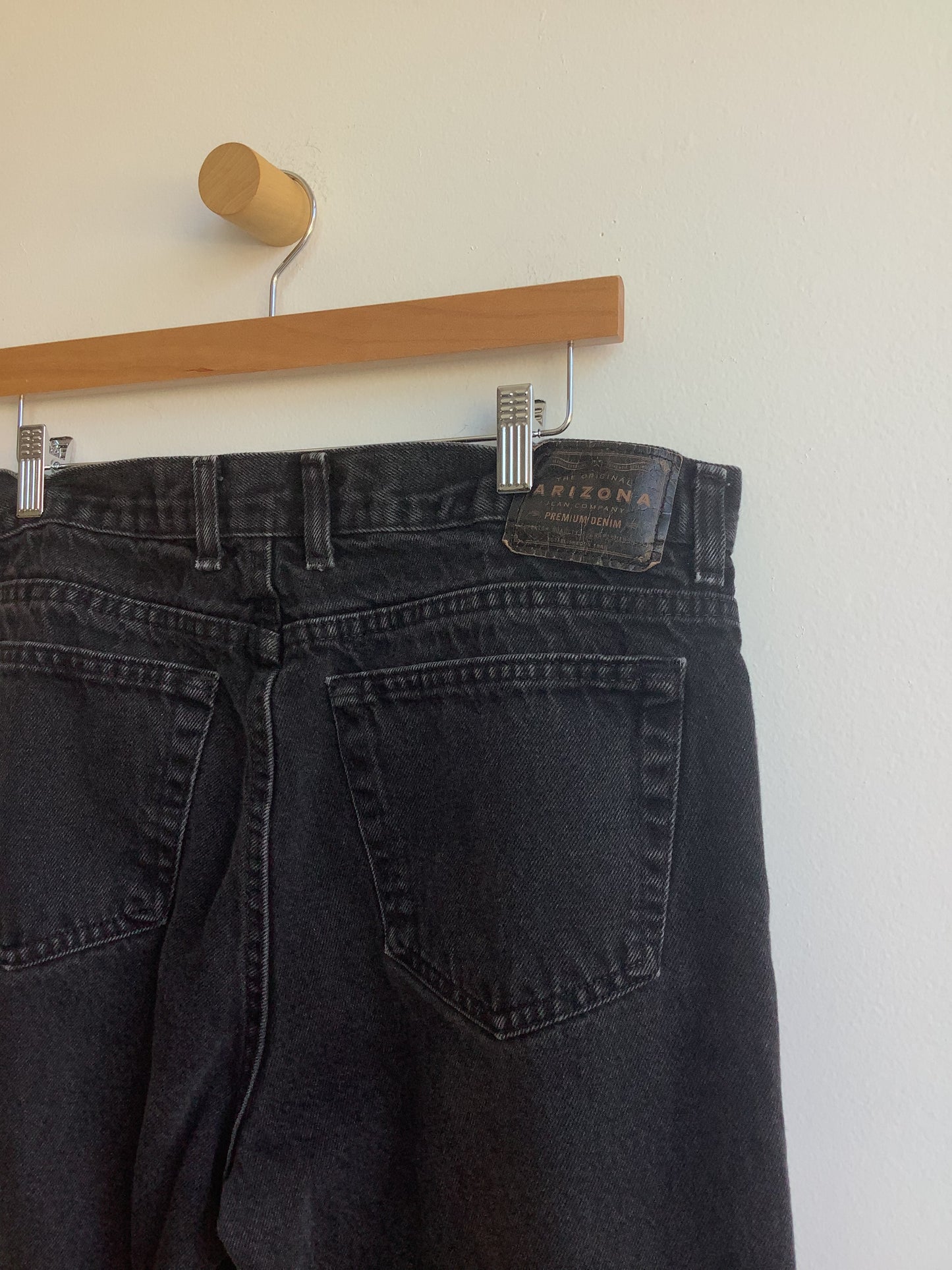 Black Arizona jeans SS2-3