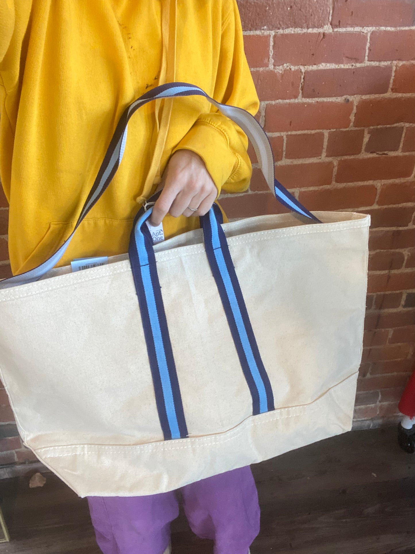 College tote
