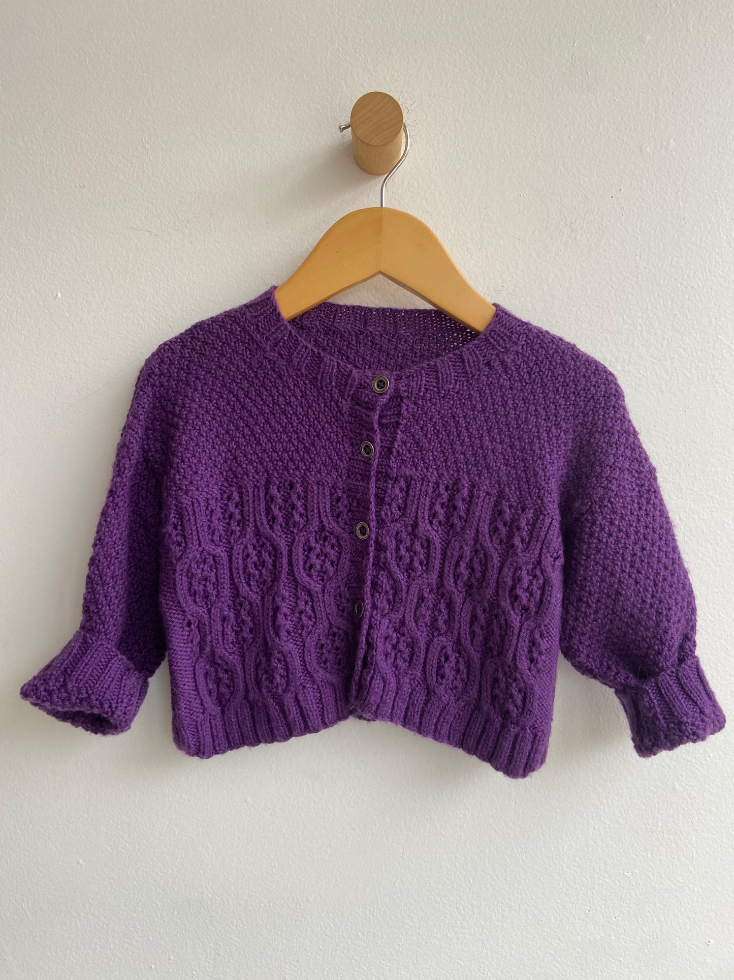 Hand-knit sweater sz 2/4