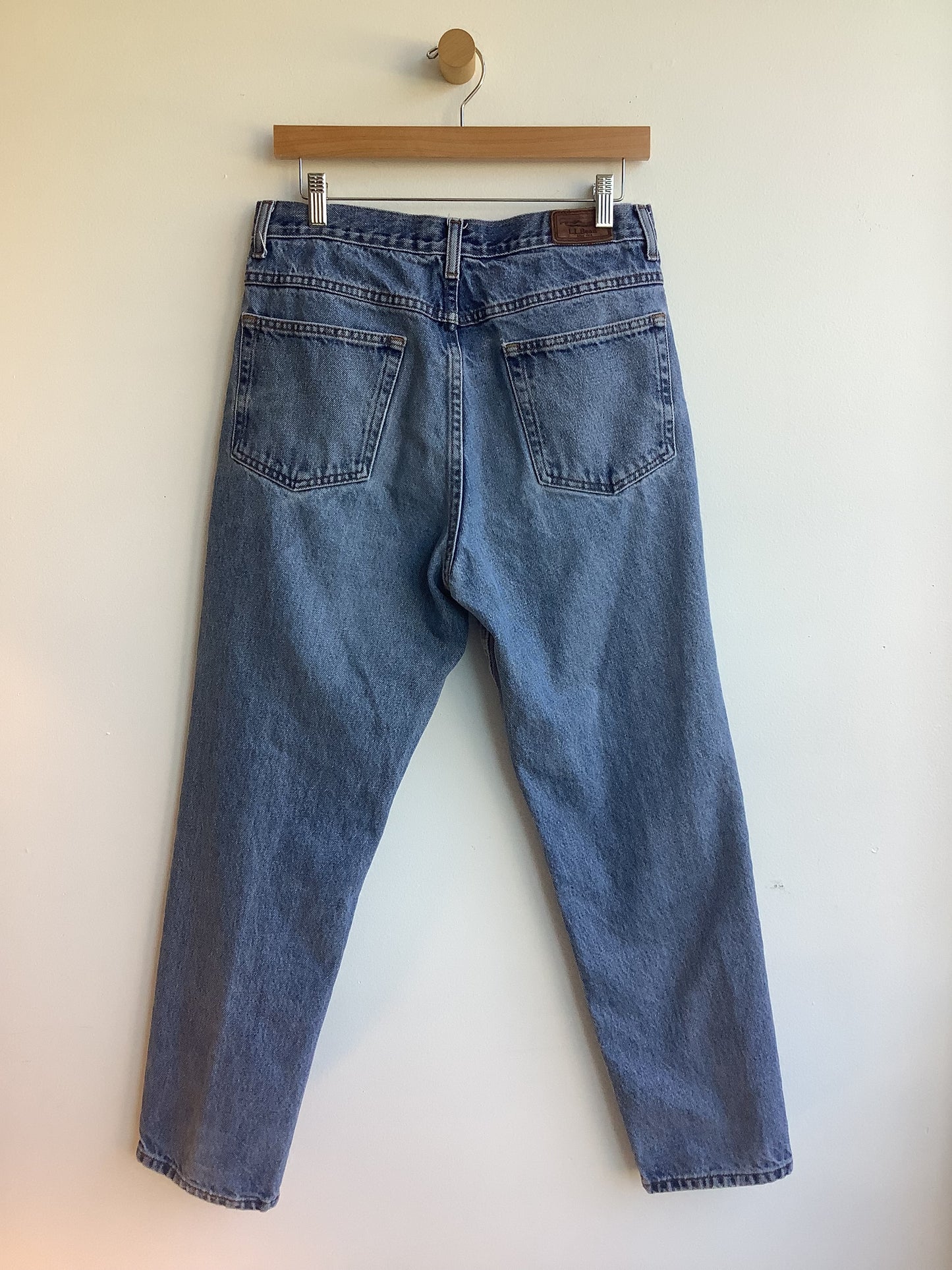 L.L. Bean classic fit jeans SS1-2