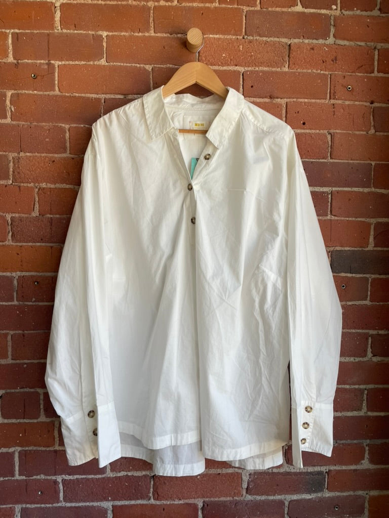 Half Button Up Top NWT SS3