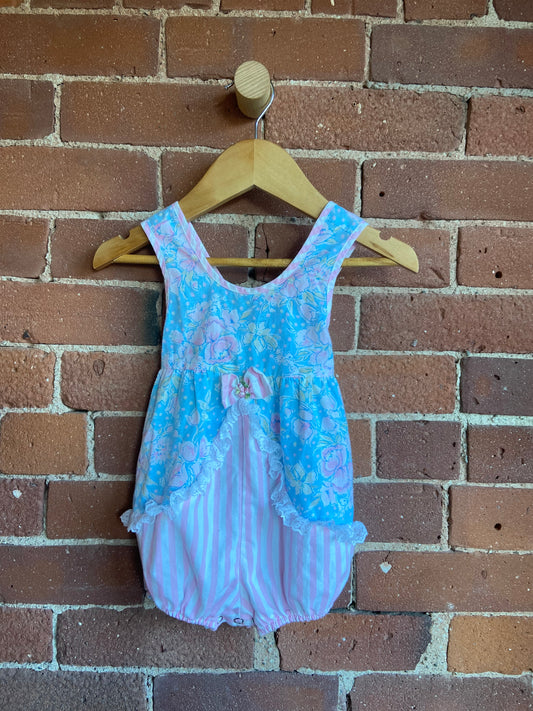 Little. Ones flower stripe baby jumper sz 8mo (4,7)