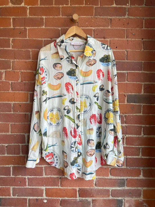 Lisa Says Gah Tapas Buttondown SS2-3