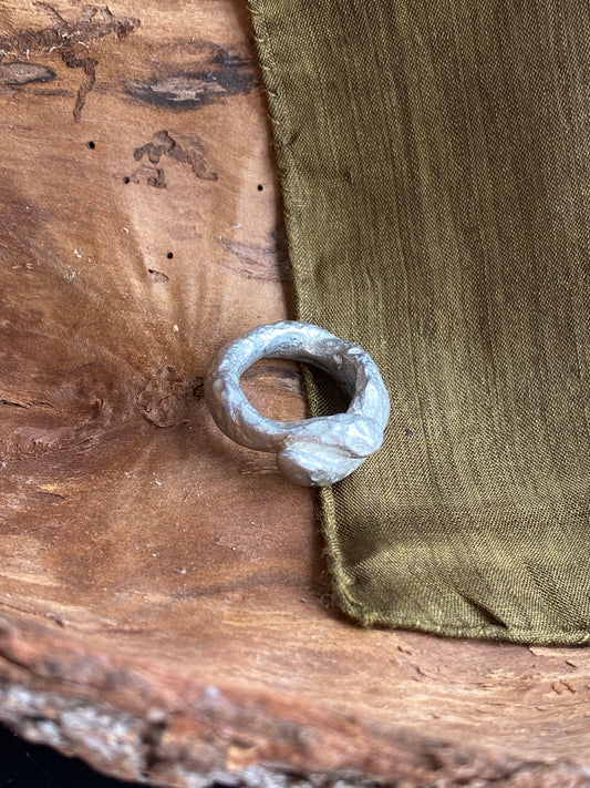 Em Rooney Clit Kiss Rings
