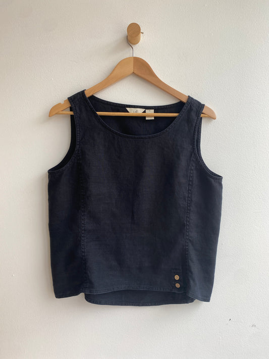 Black linen top with button detail SS2-3