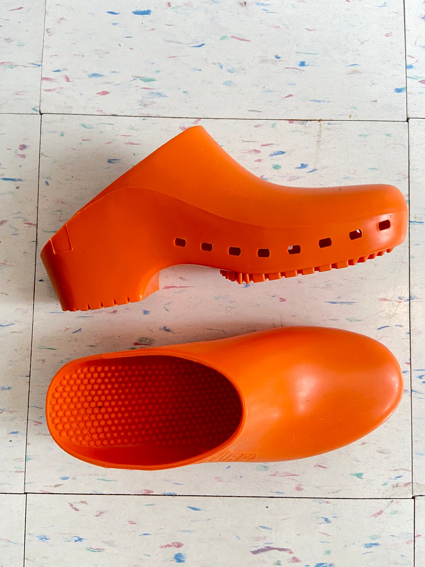 Calzuro Clog Orange