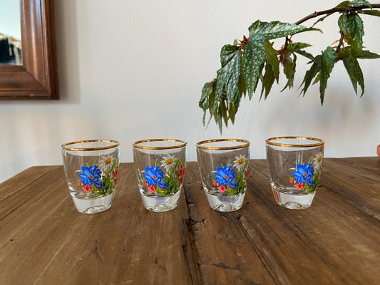 Set of 4 mini glasses with flowers