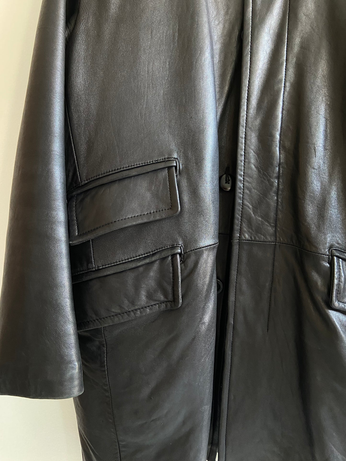 Soft black leather coat SS3