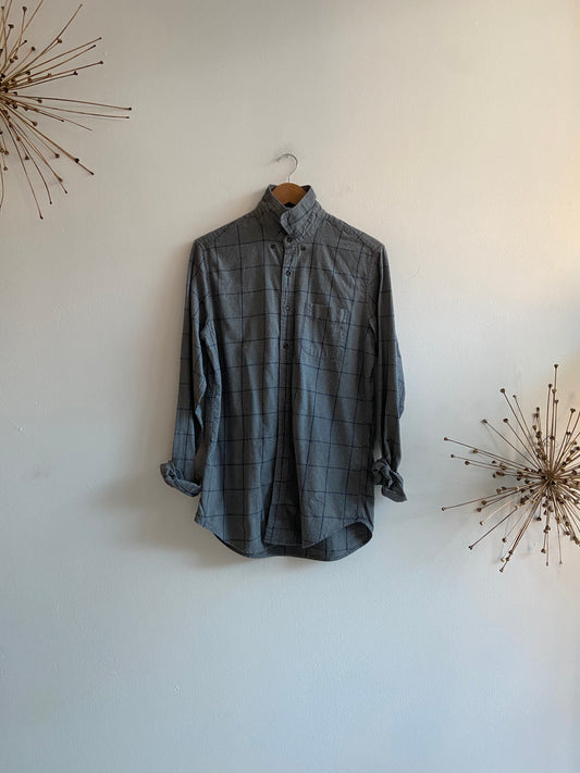 Grey gridded flannel button-up SS 1-2