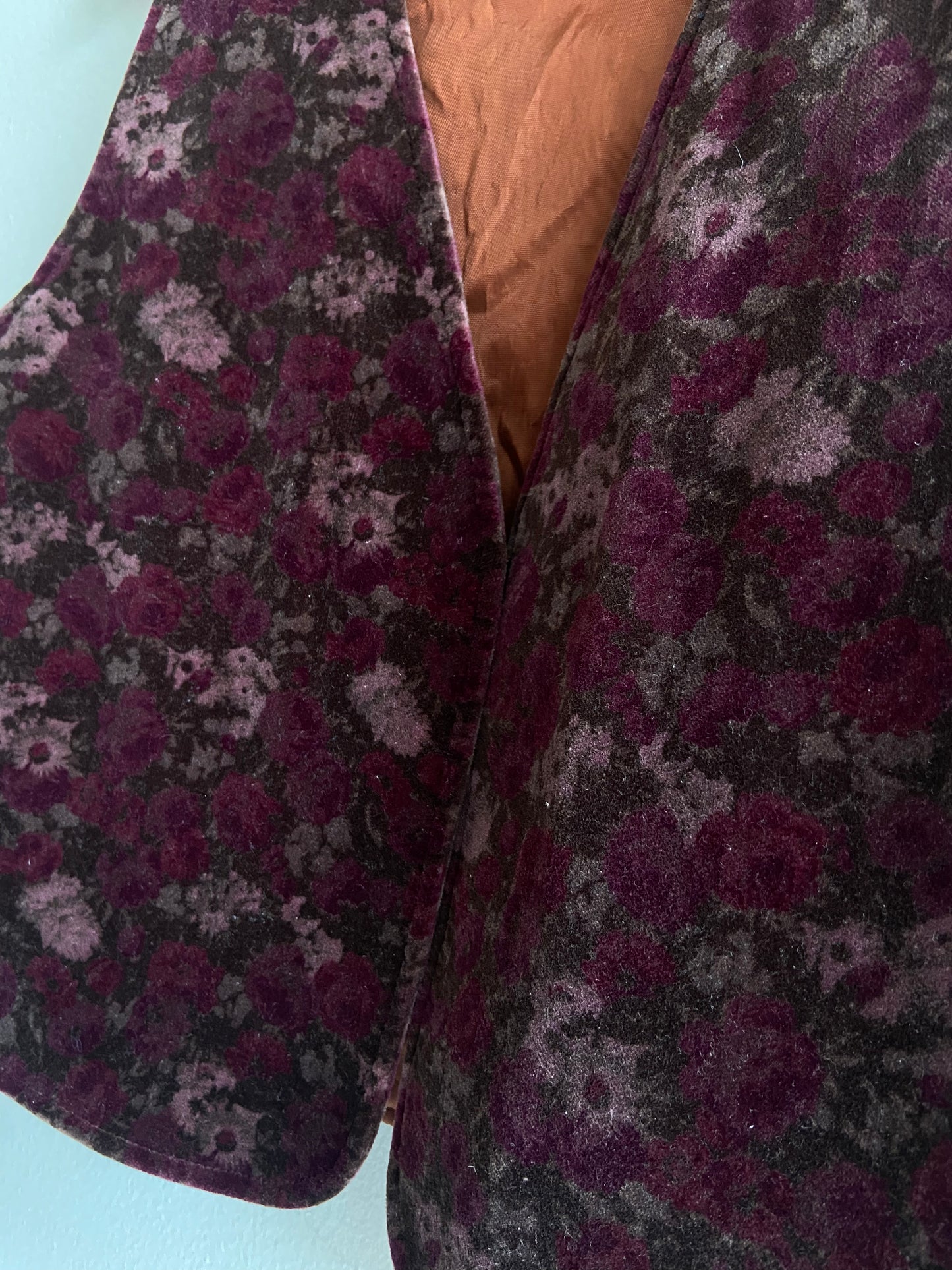 Velvet floral lined vest SS 1