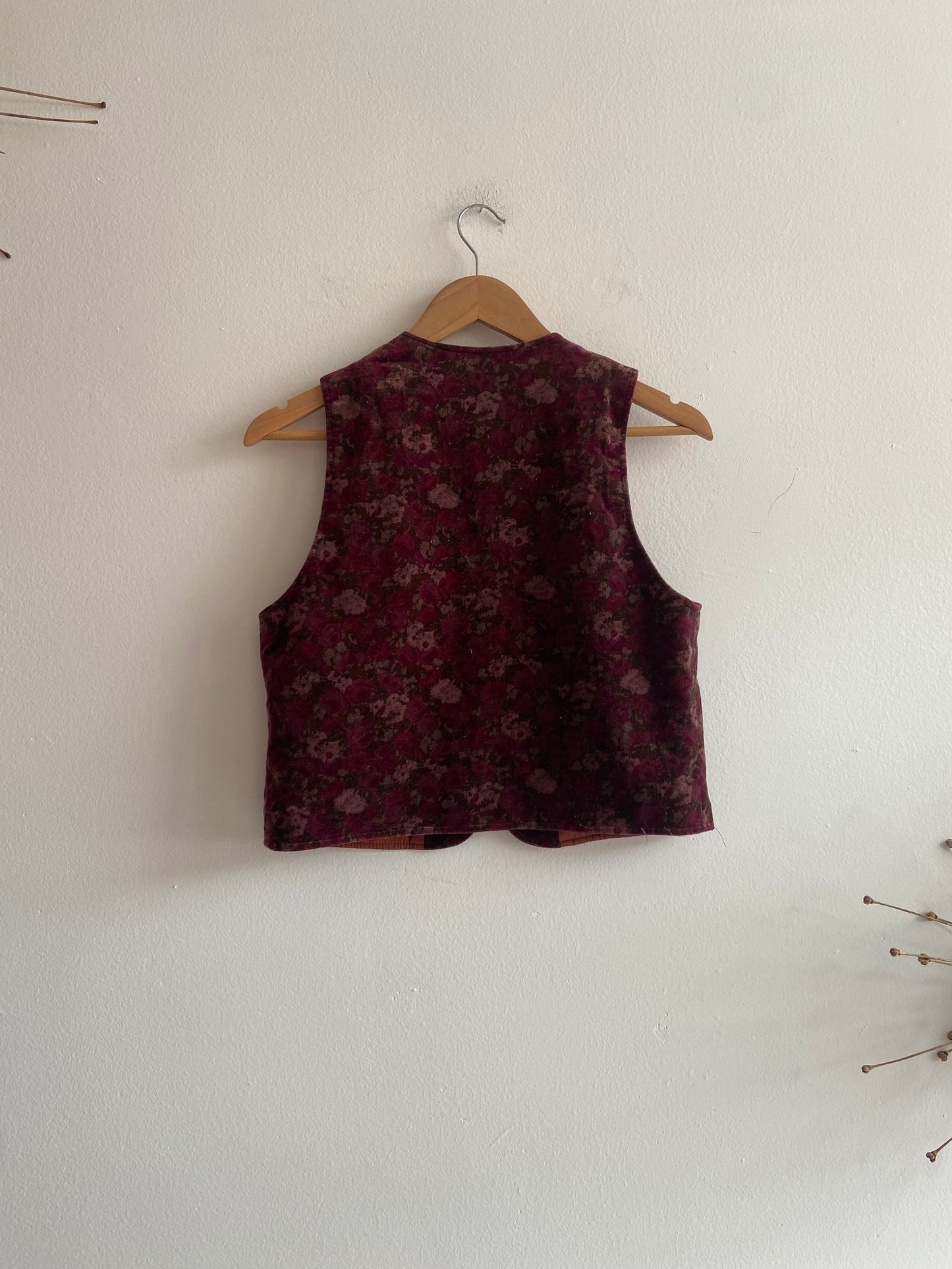 Velvet floral lined vest SS 1