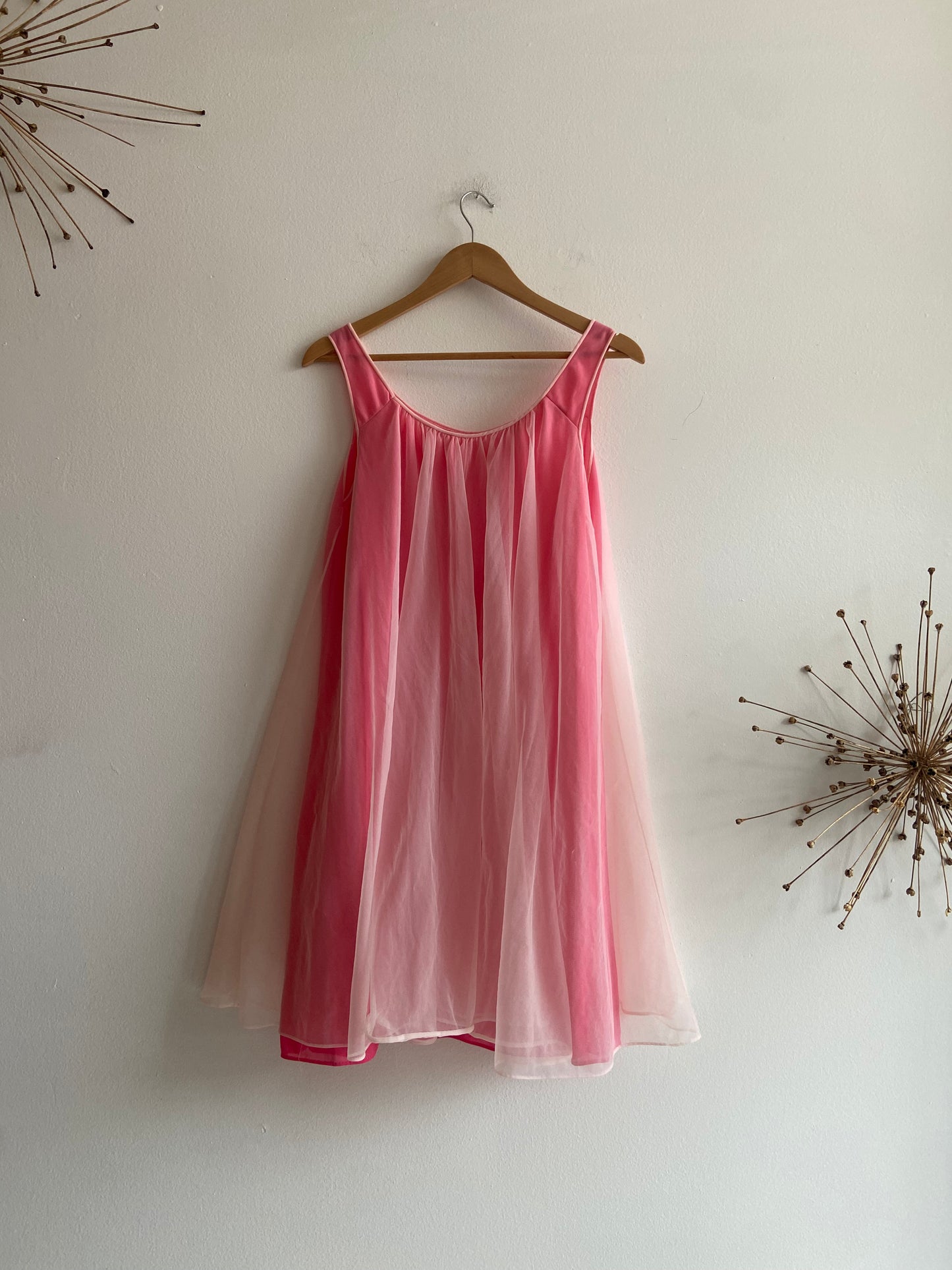 Vintage pink trapeze dress SS 1-2