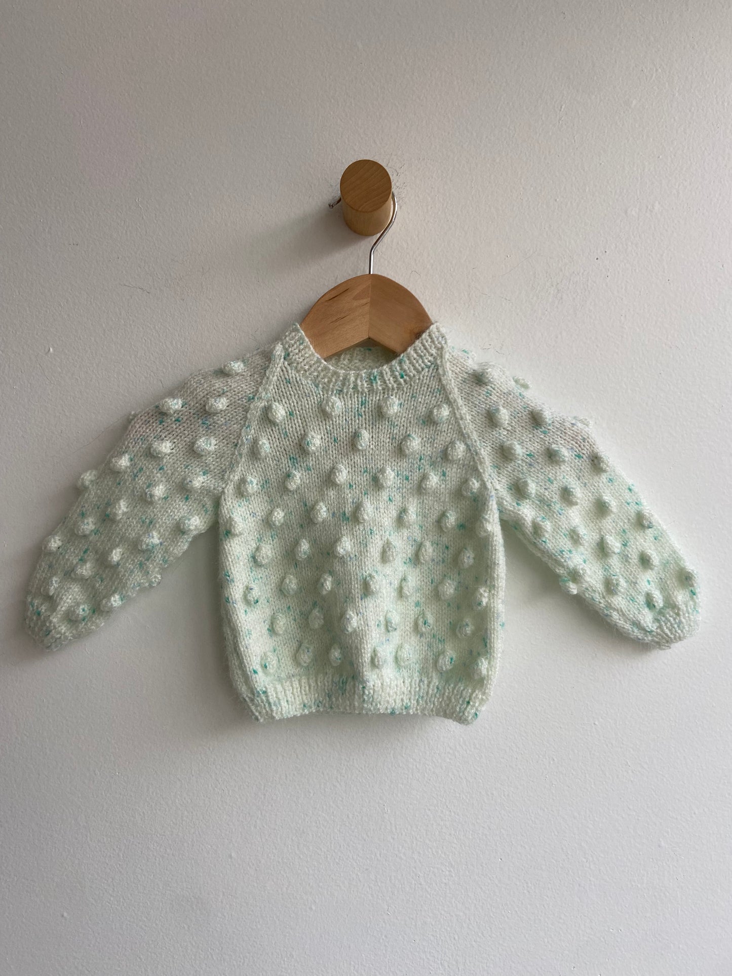 Little. Ones Popcorn sweater sz 12 mo (4,1)