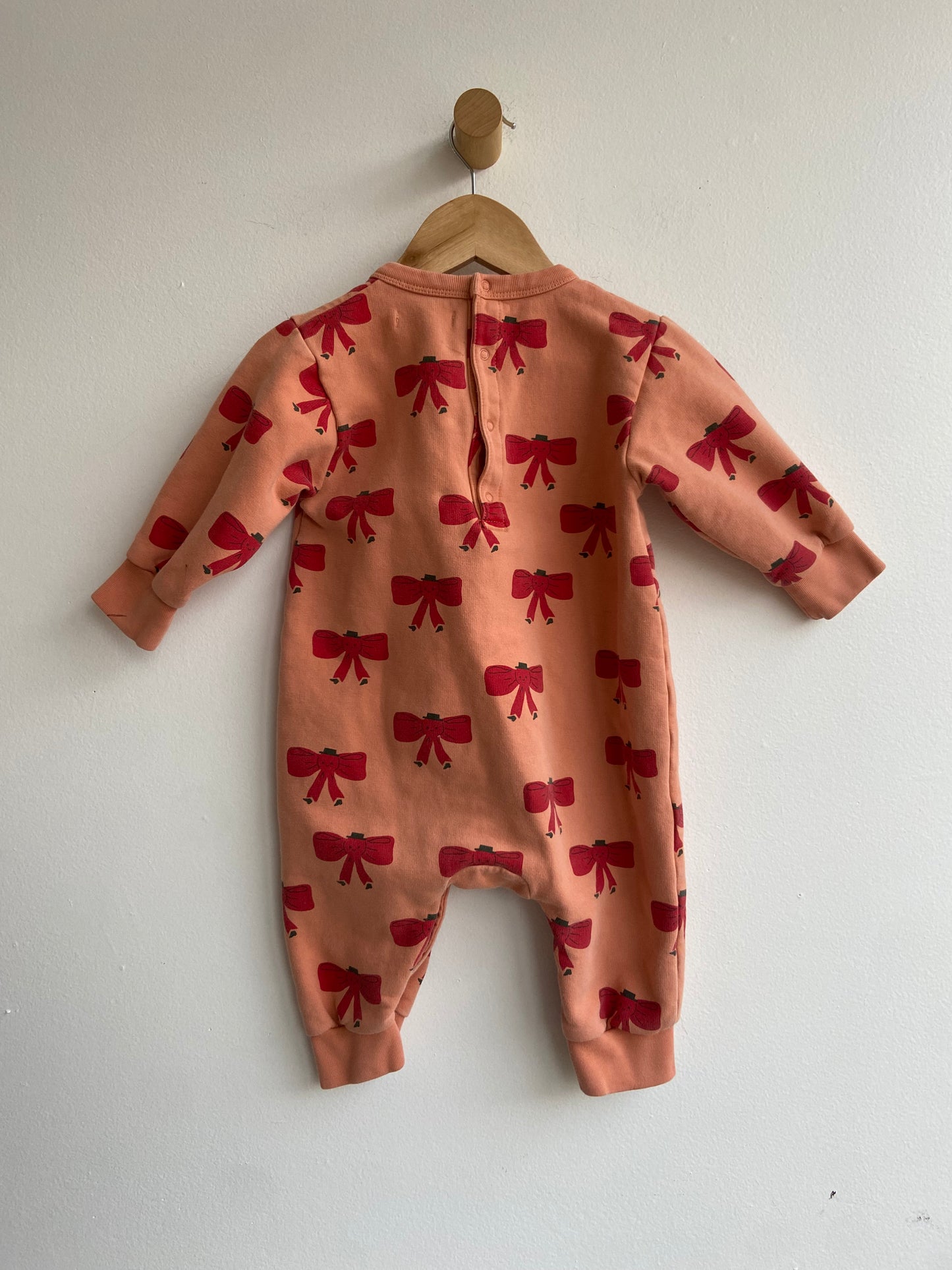 Little. Ones Tiny Cottons elephant bow jumper 6-8 mo (2,3)