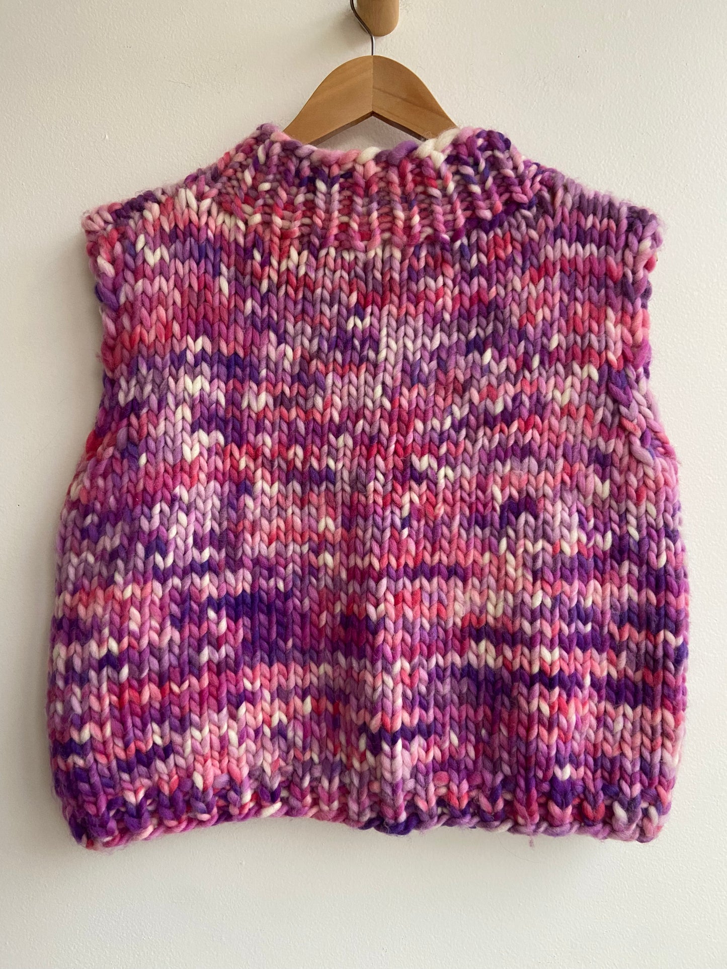 Chunky super soft wool vest SS 1-2