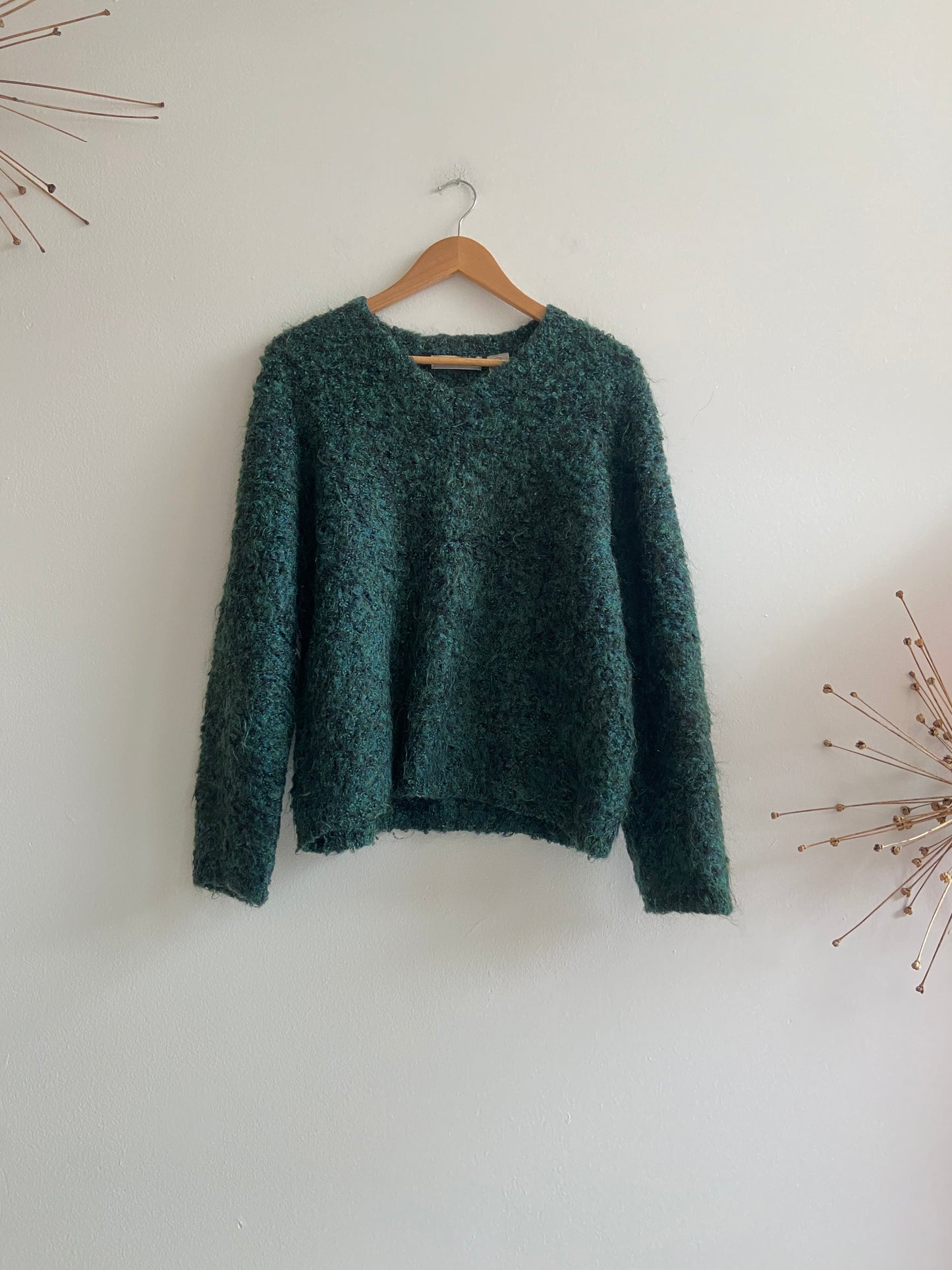 Fuzzy forest green sweater SS 1-2