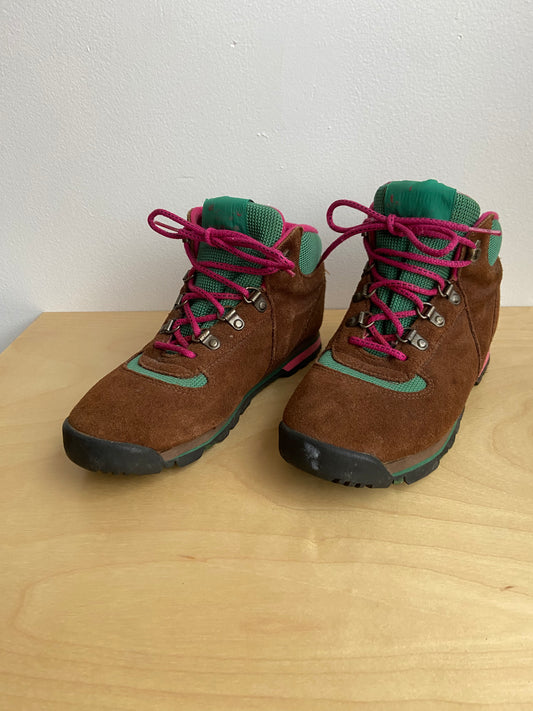 Little. Ones vintage hiking boots sz kids 8
