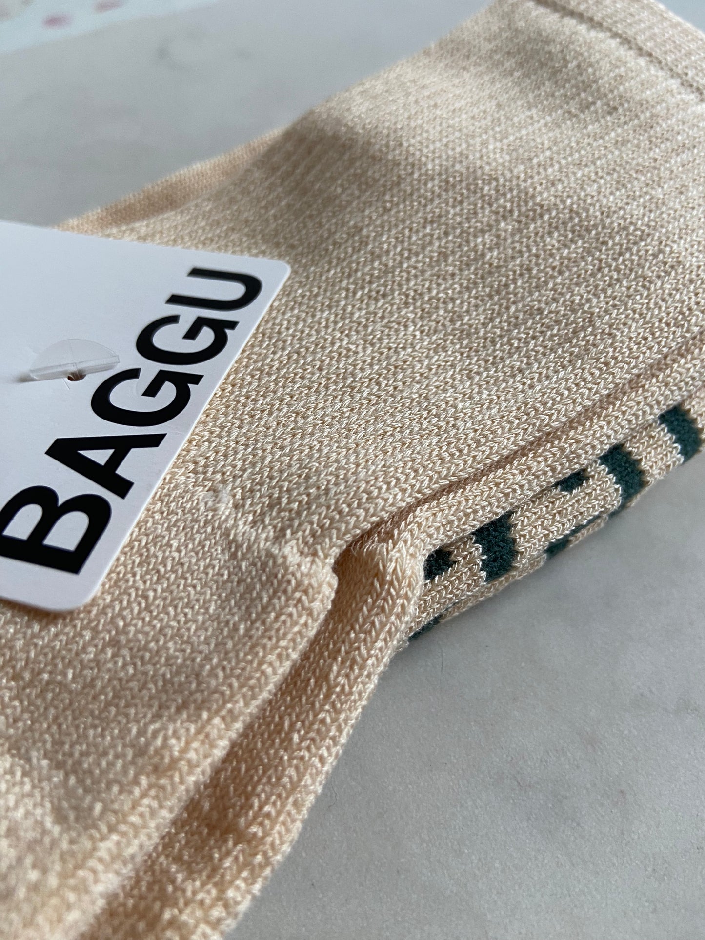 Baggu ribbed socks sand