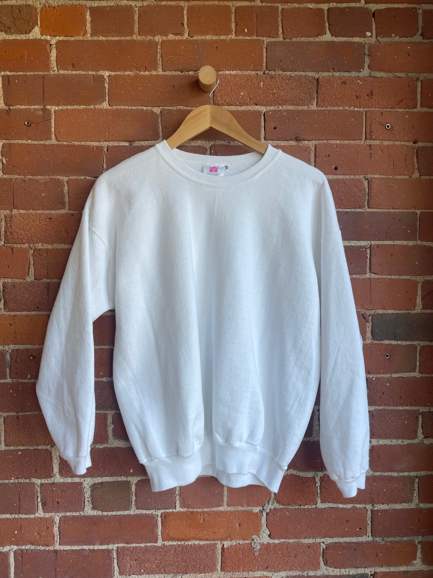 Vintage White Crewneck Sweatshirt SS2