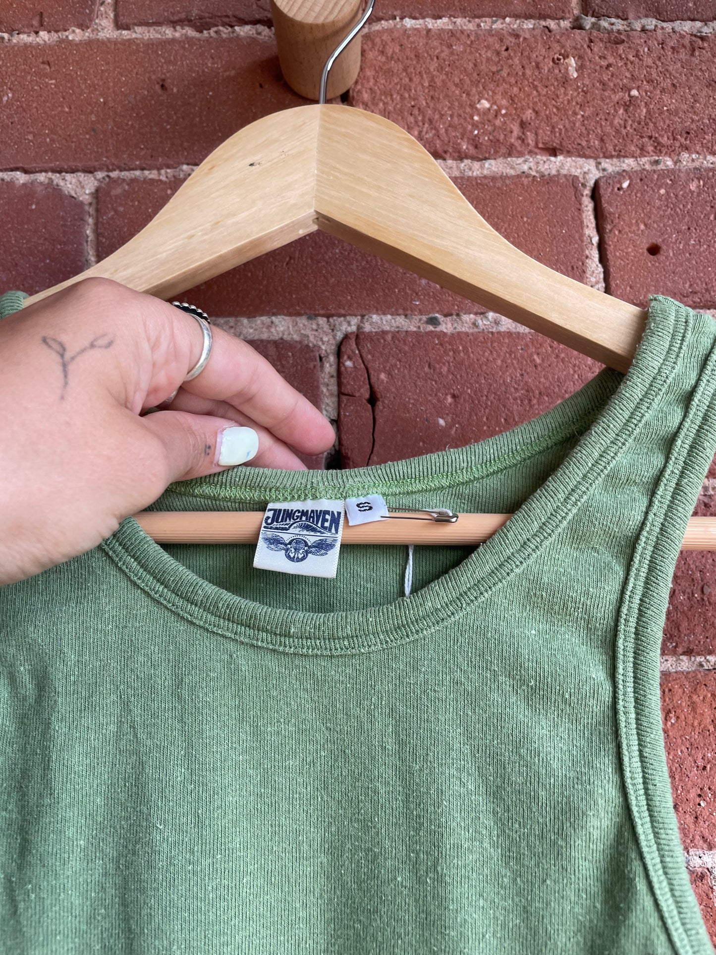 Jungmaven Tank Green SS1-2