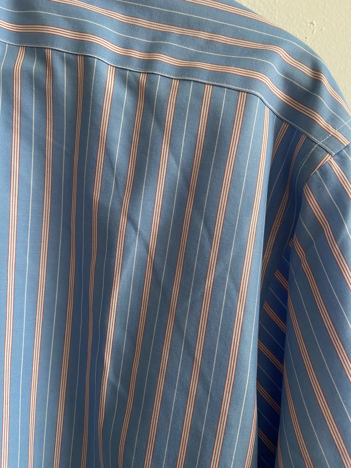 Brooks Brothers blue with pink vertical pinstripe SS 1-3